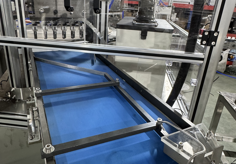 FURI Desiccant Dryer Filling Sealing Machine - Image 3